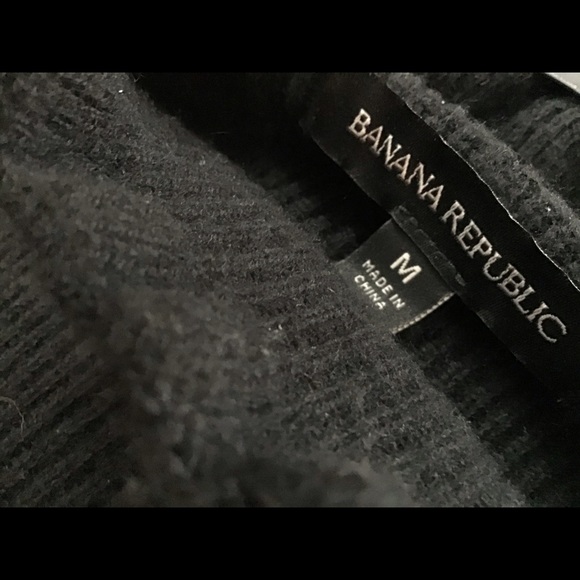 Stylish black warm and comfy! - Picture 2 of 6